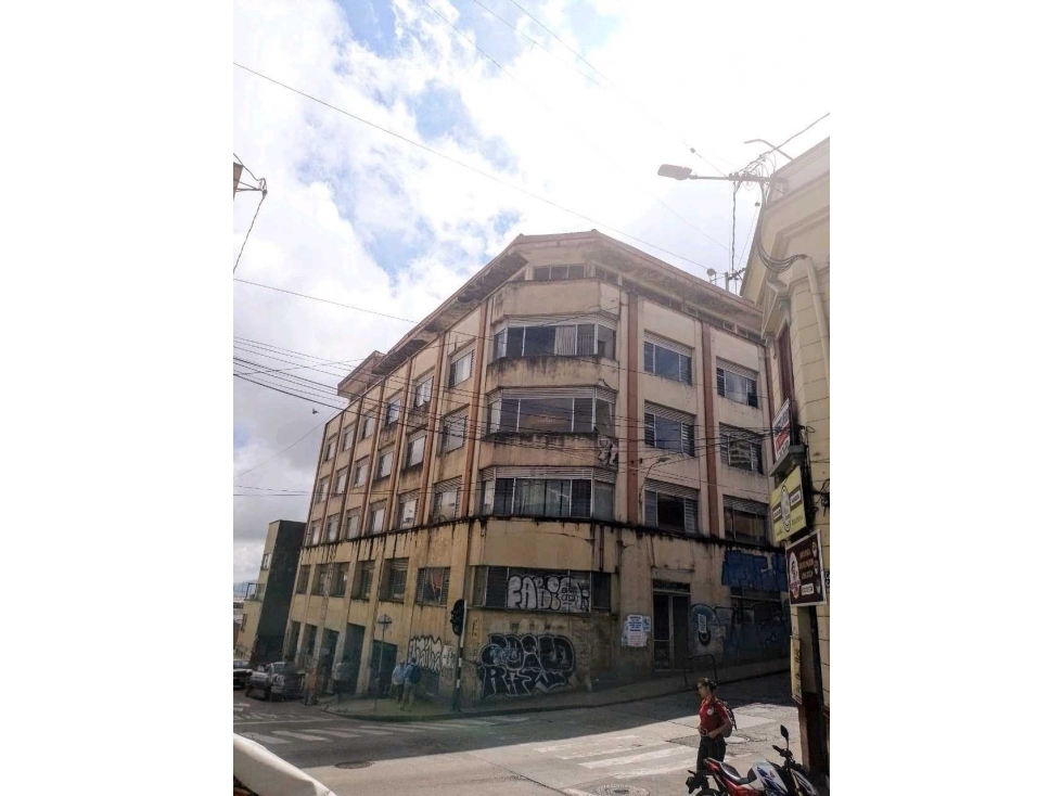SE VENDE EDIFICIO EN EL CENTRO DE MANIZALES 5.000.000.000 - 1