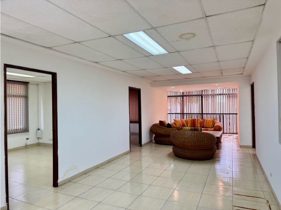 Se vende edificio en Versalles