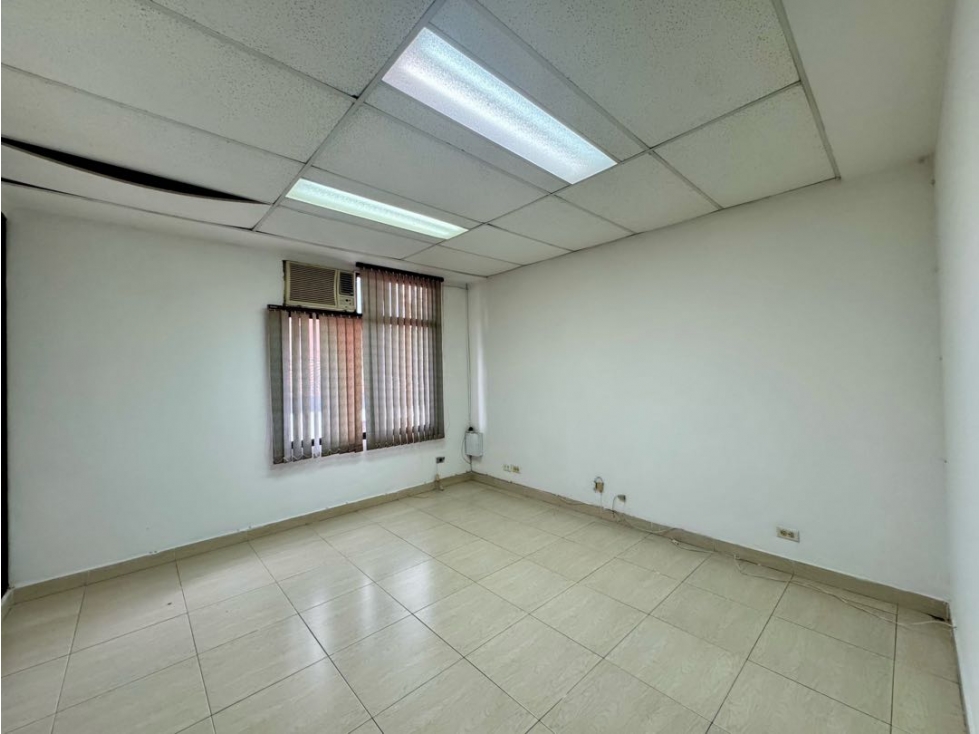 Se vende edificio en Versalles — foto 2