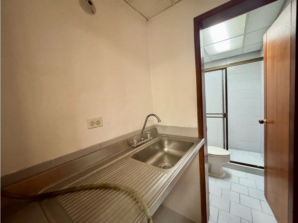 Se vende edificio en Versalles — foto 5