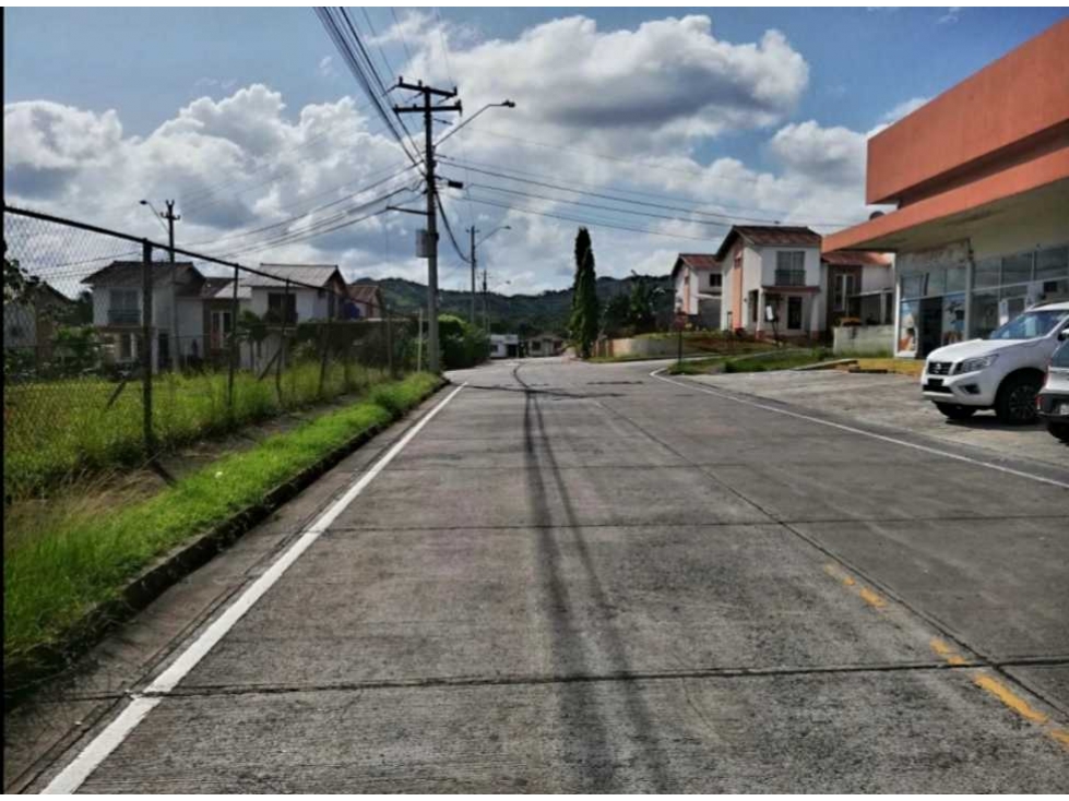 Se vende Edificio Plaza Comercial en Arraijan - 2