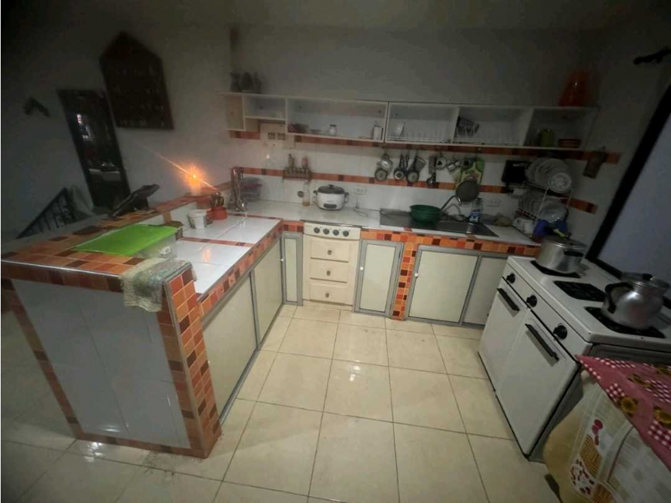 SE VENDE EDIFICIO SECTOR CENTRO — foto 3