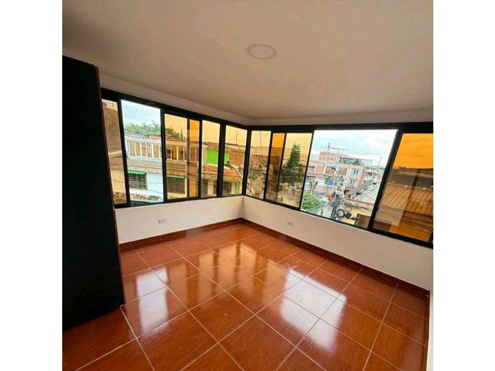 VENDE EDIFICIO SEGUNDO Y TERCER PISO, CUBA — foto 2