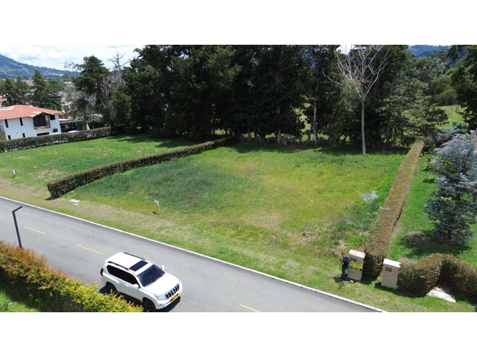 SE VENDE EL LOTE CAMPESTRE EN LA CEJA, CONDOMINIO ALCALA !! - 1