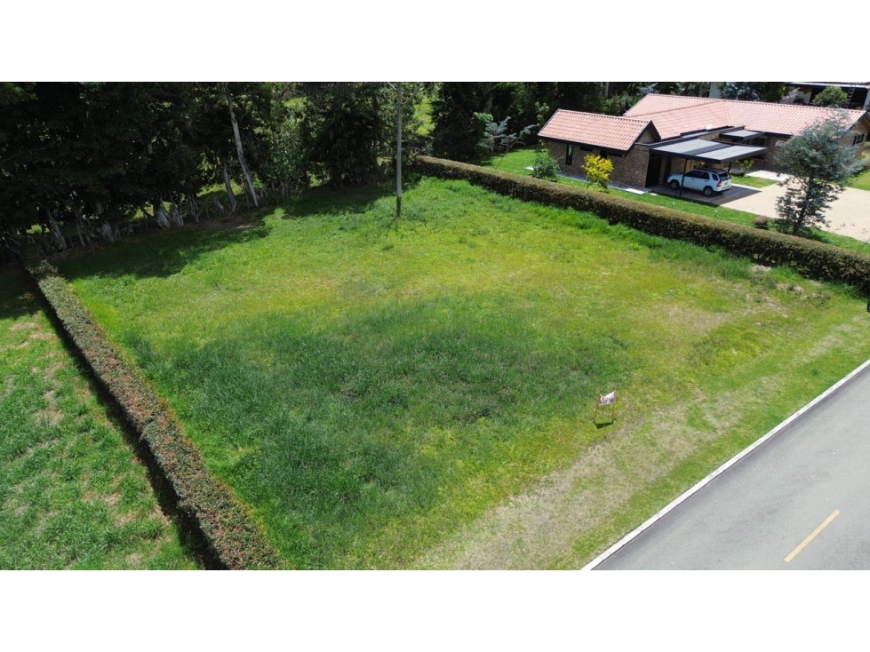 SE VENDE EL LOTE CAMPESTRE EN LA CEJA, CONDOMINIO ALCALA !! - 3