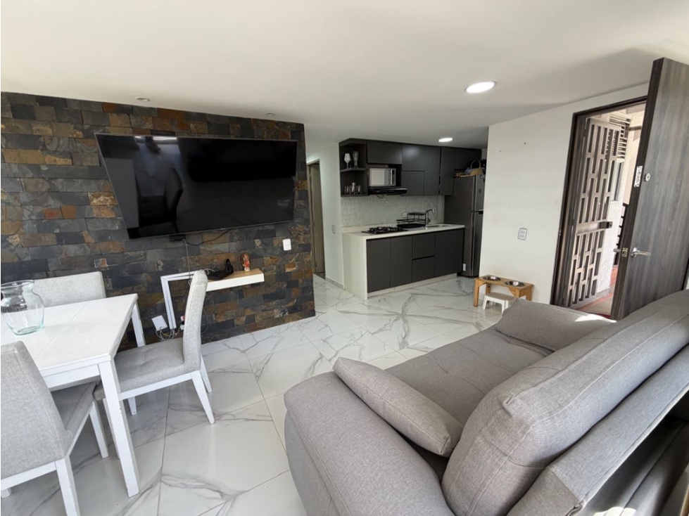 SE VENDE EN LA CEJA APARTAMENTO DE PRIMER PISO GIRASOLES DEL TAMBO