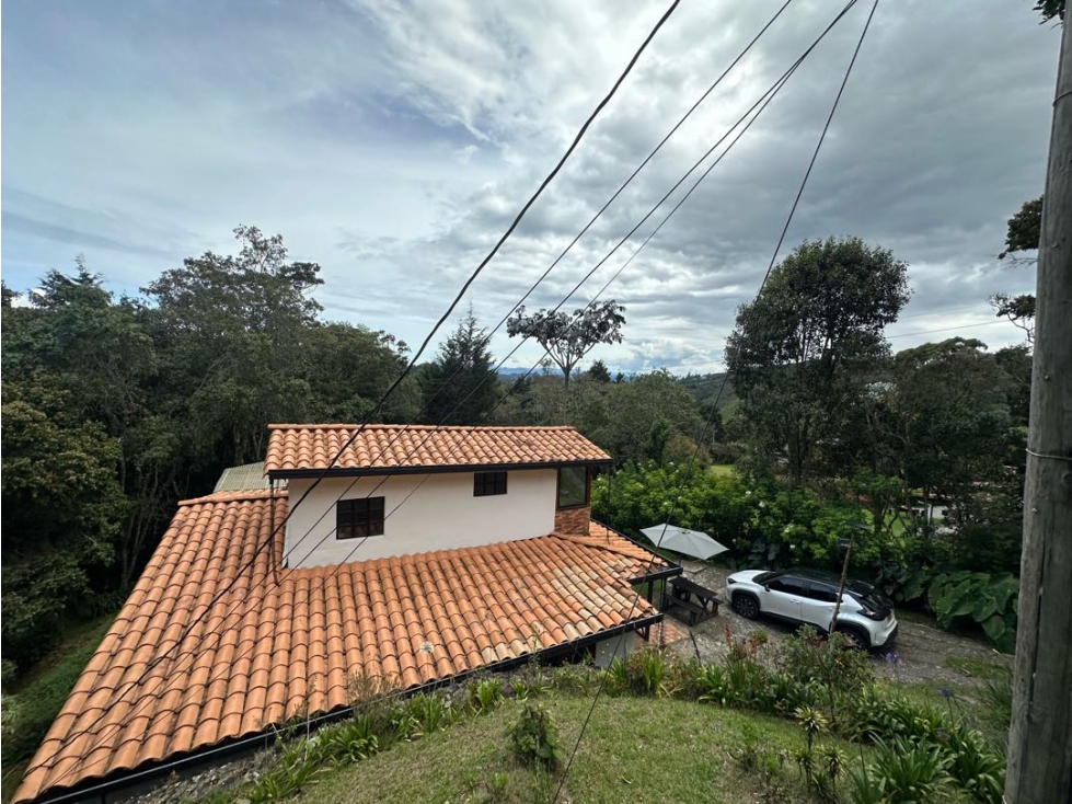 SE VENDE EN LA VEREDA PERICO.ENVIGADO.