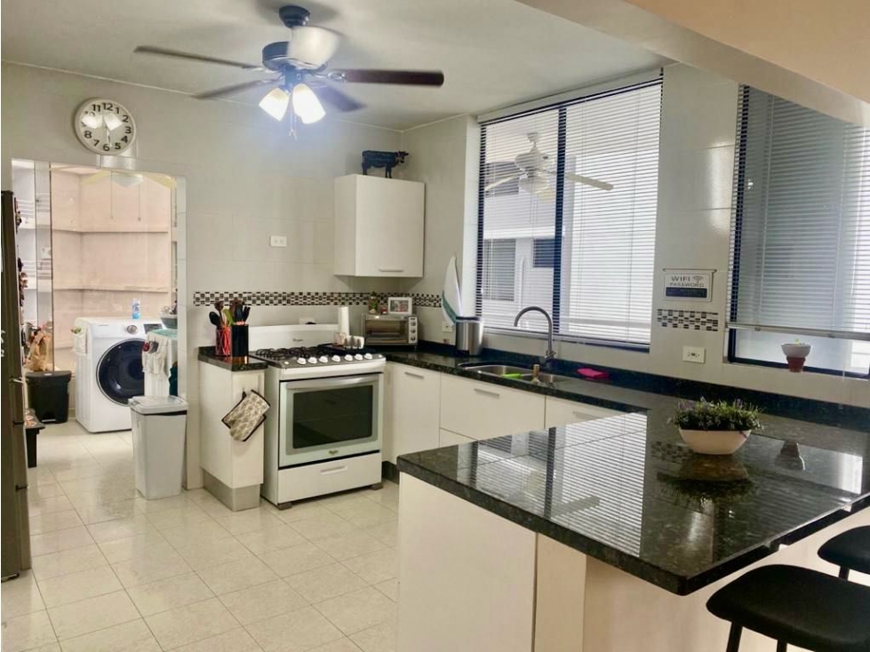 Se Vende en Los Delfines Ave. Balboa — foto 6
