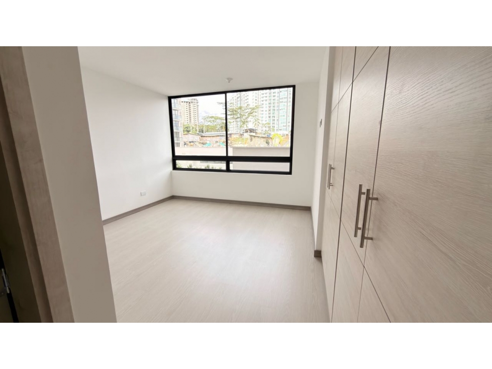 SE VENDE ESPECTACULAR APARTAMANTO HACIENDA EL CORTIJO ELITE — foto 3