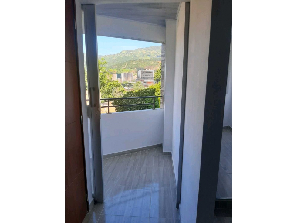 SE VENDE ESPECTACULAR APARTAMENTO EN SANTA ANA BELLO
