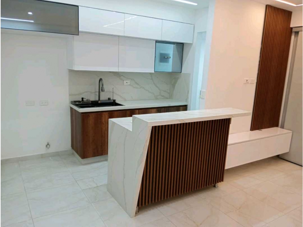 SE VENDE ESPECTACULAR APARTAMENTO EN UNIDAD OCEANA CIUDAD FABRICATO