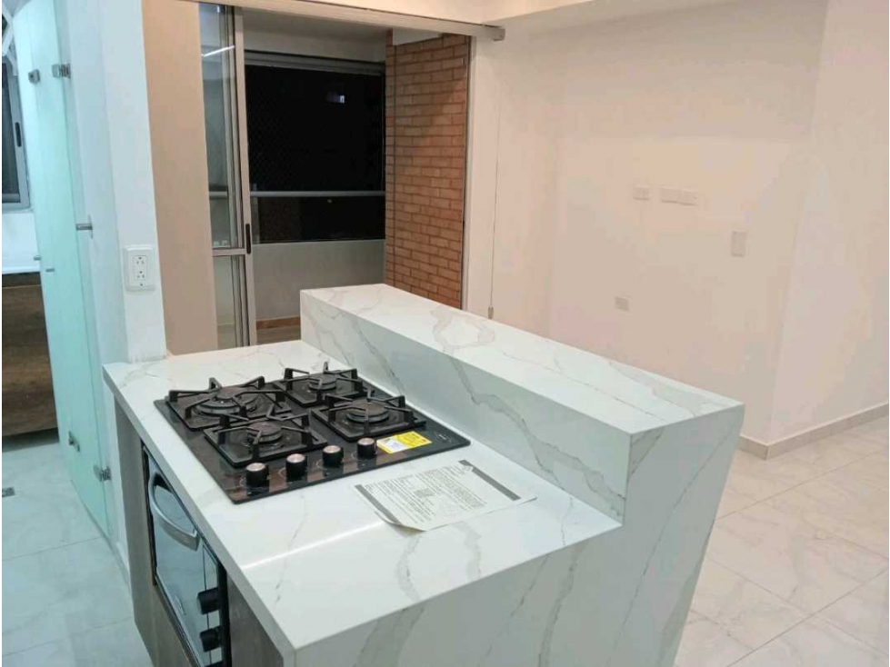 SE VENDE ESPECTACULAR APARTAMENTO EN UNIDAD OCEANA CIUDAD FABRICATO — foto 3