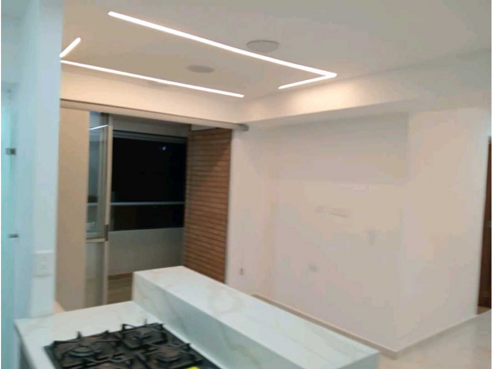 SE VENDE ESPECTACULAR APARTAMENTO EN UNIDAD OCEANA CIUDAD FABRICATO — foto 6