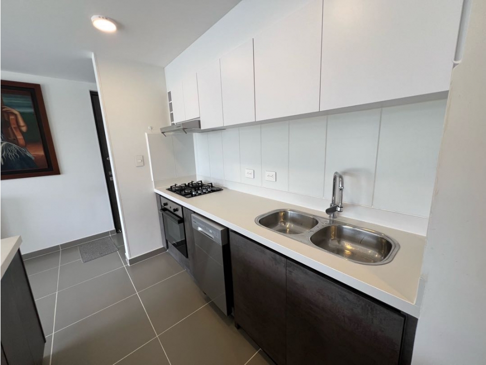 SE VENDE ESPECTACULAR APARTAMENTO EN LA AV CENTENARIO — foto 3