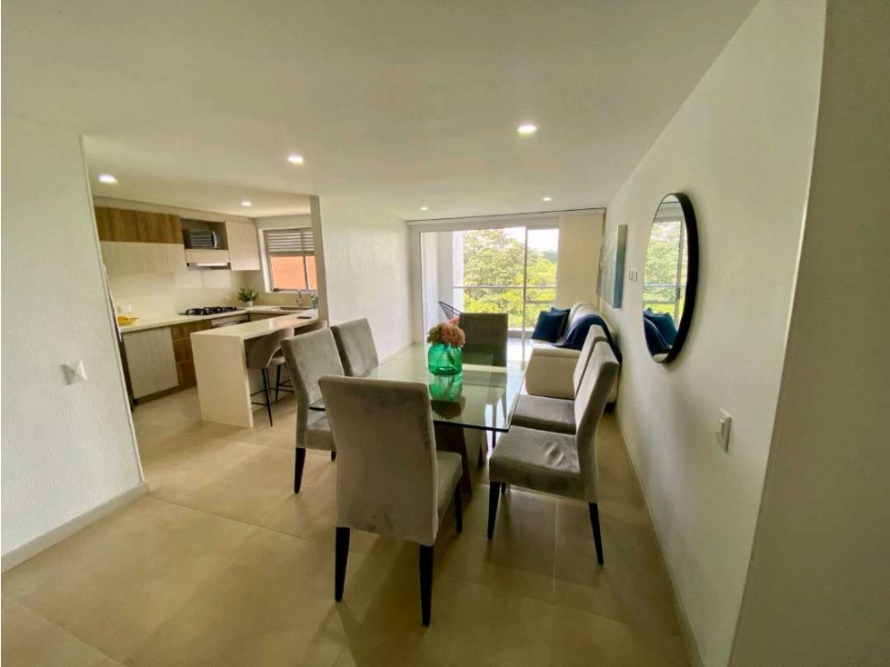 Se vende espectacular apartamento en Pinares Pereira
