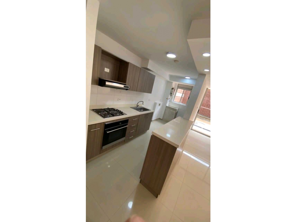 SE VENDE ESPECTACULAR APARTAMENTO EN BELLO SECTOR CABAÑAS — foto 3