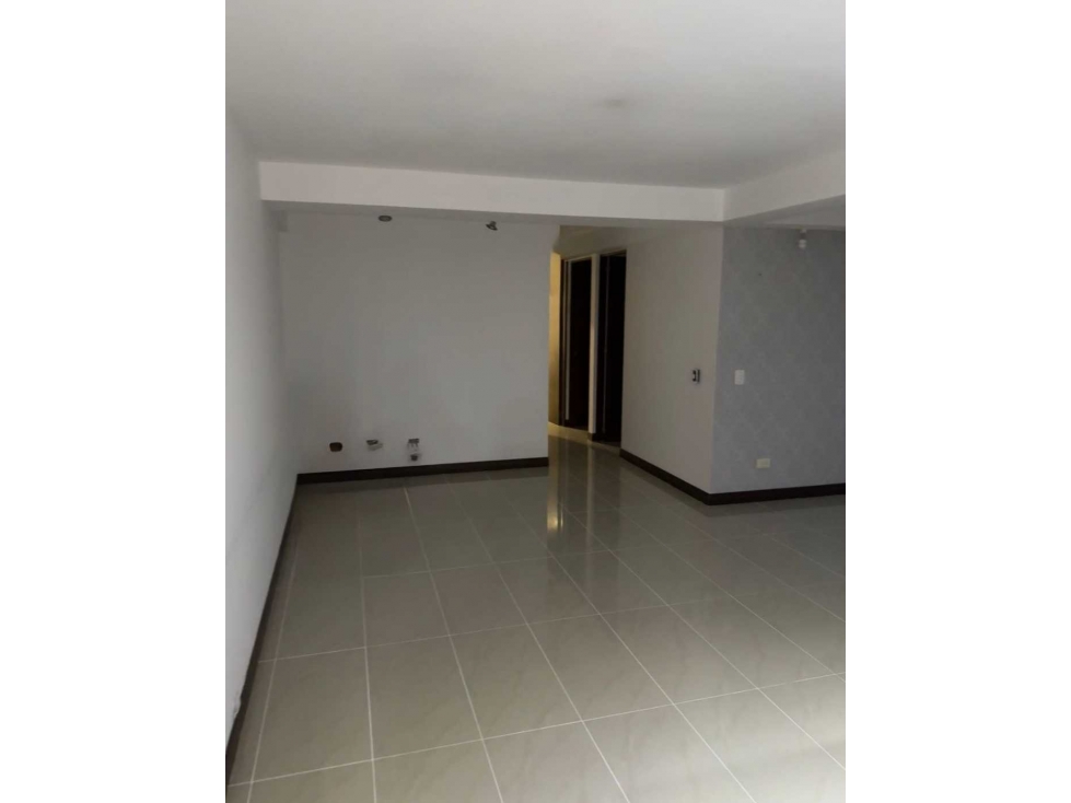 En venta espectacular apartamento en Pinares — foto 3