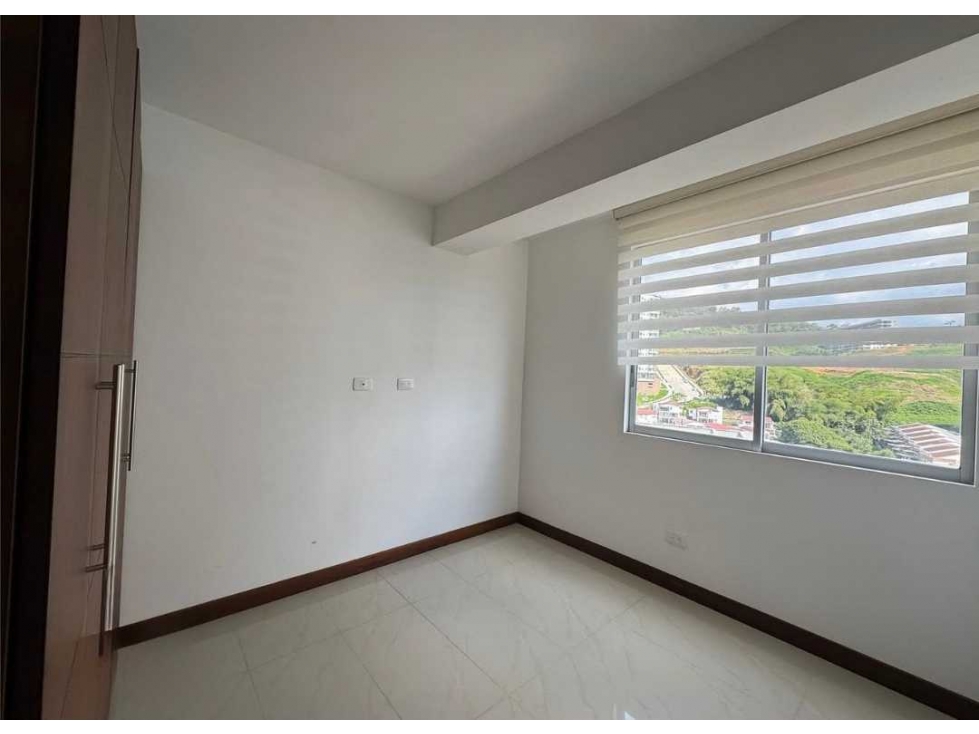 En venta espectacular apartamento en Pinares — foto 5