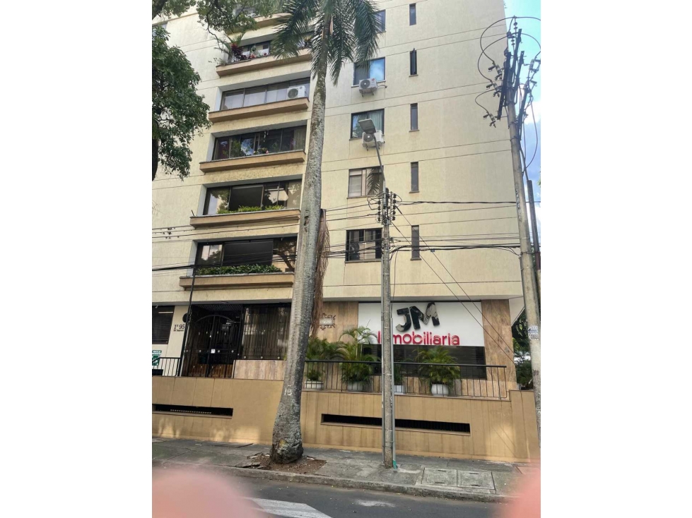 SE VENDE ESPECTACULAR APARTAMENTO B. CENTENARIO CALI - ALGAS