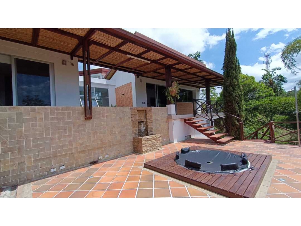 Se vende casa campestre vía al aeropuerto, Armenia Quindio - 5