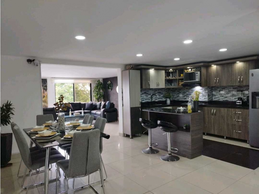 SE VENDE ESPECTACULAR CASA CAMPESTRE ALTO DE PALMAS, VEREDA LA MANUELA