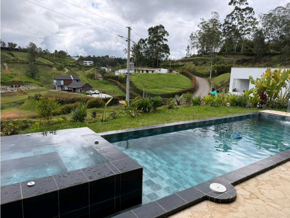 SE VENDE ESPECTACULAR CASA CAMPESTRE EN EL ORIENTE ANTIOQUEÑO — foto 3