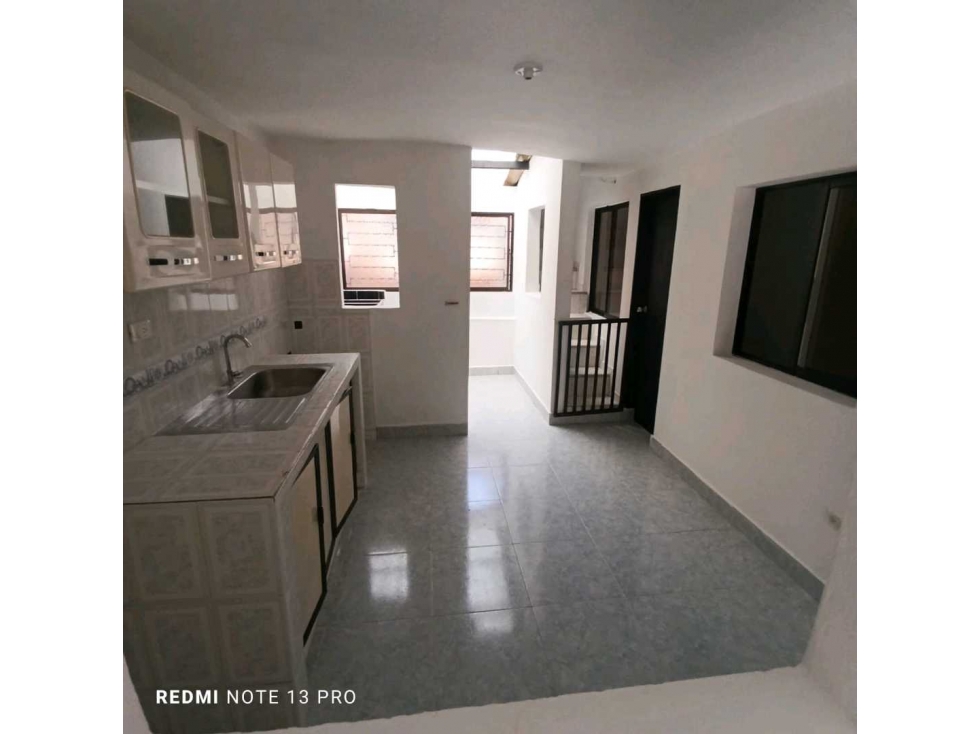 SE VENDE ESPECTACULAR CASA EN EL MIRADOR CON TERRAZA — foto 2