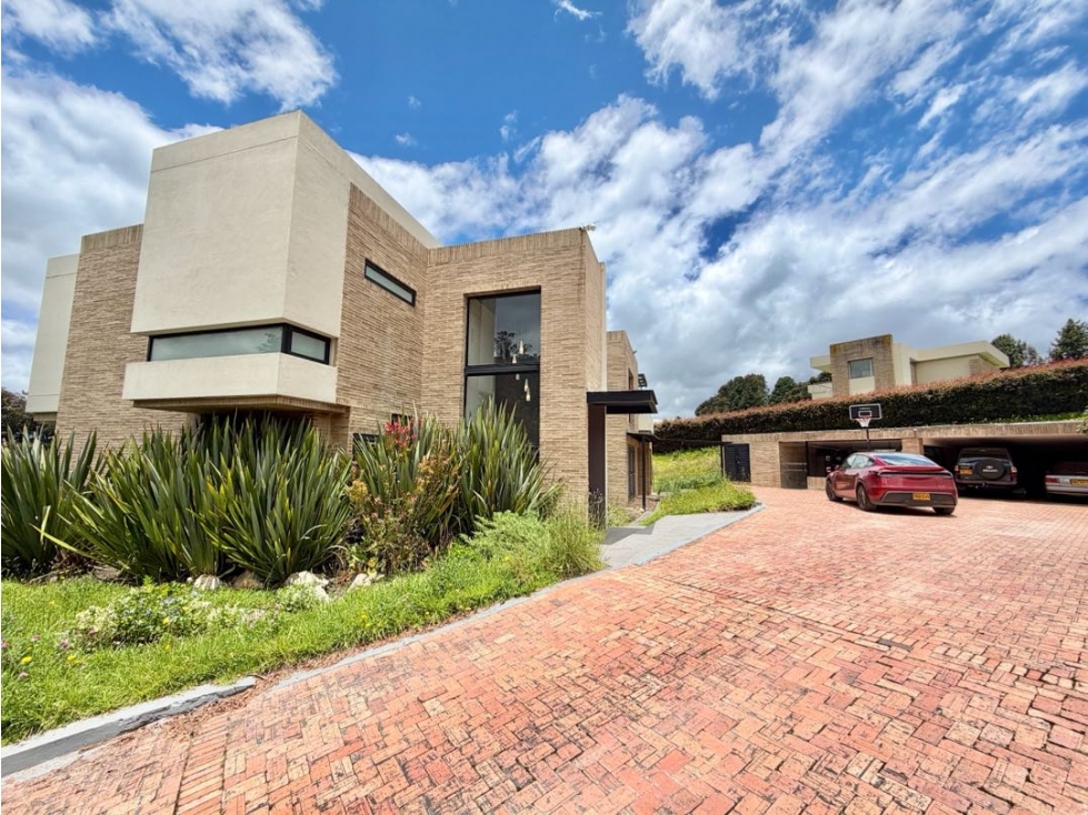 Se vende espectacular casa en Yerbabuena — foto 3