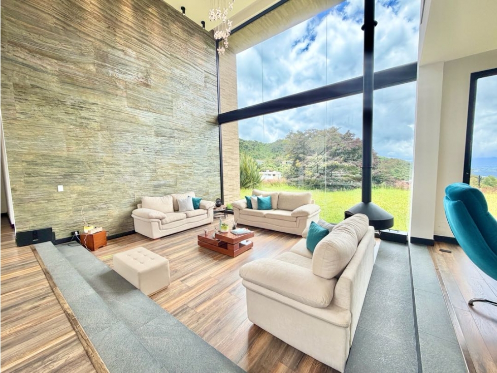 Se vende espectacular casa en Yerbabuena — foto 5