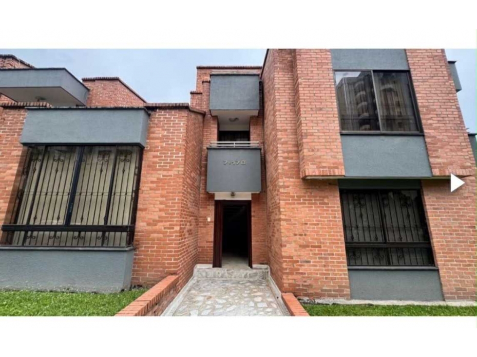 SE VENDE ESPECTACULAR CASA EN PINARES, PEREIRA