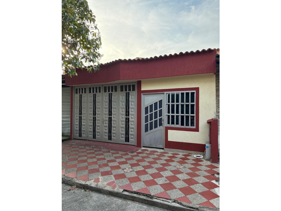 SE VENDE ESPECTACULAR CASA EL TRIUNFO, YOPAL CASANARE.