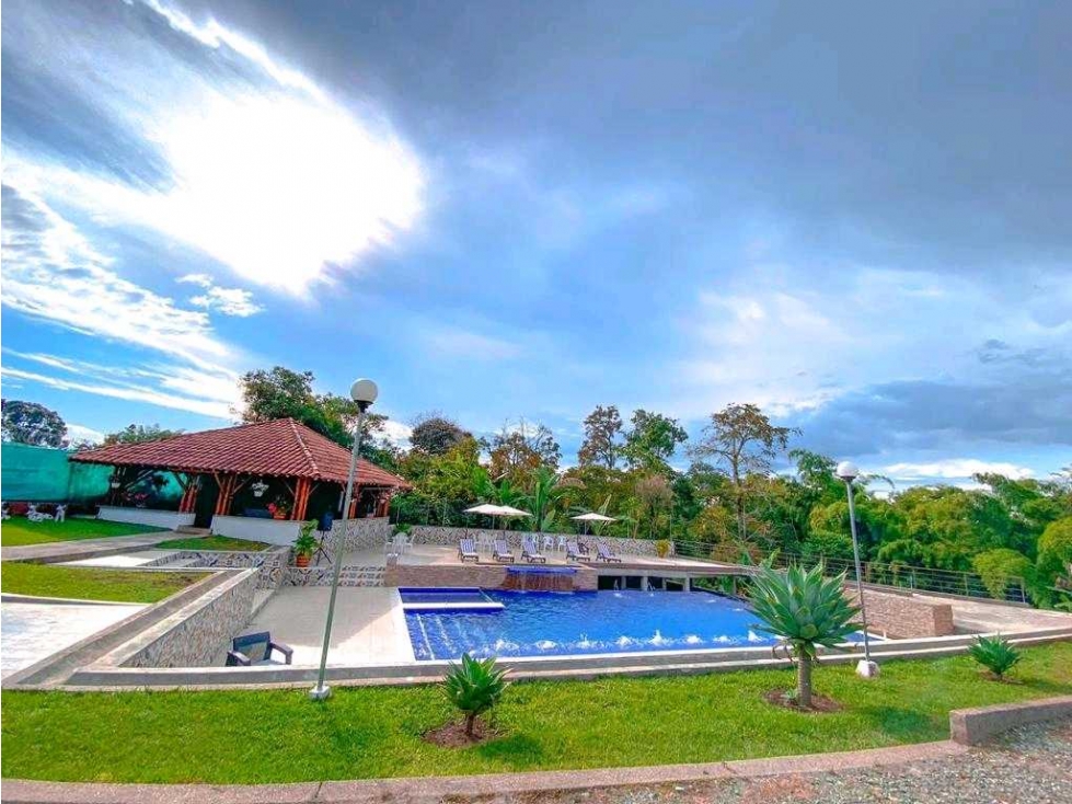 SE VENDE CASA CAMPESTRE (chalet) circasia Quindio. — foto 2