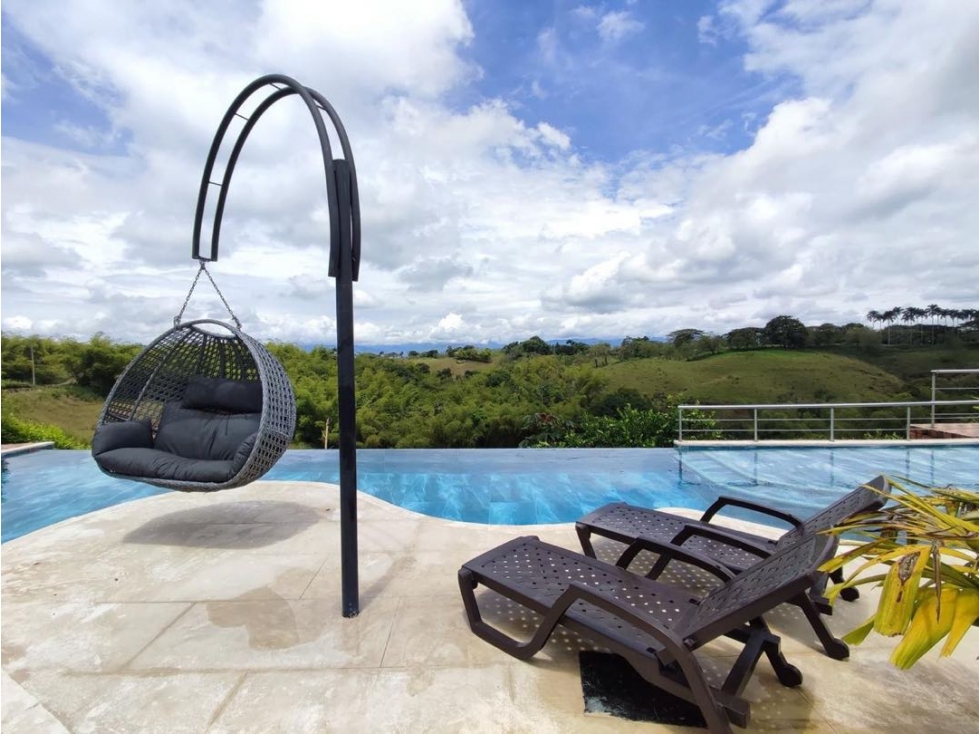 Se vende espectacular finca de lujo en Cerritos Pereira — foto 3