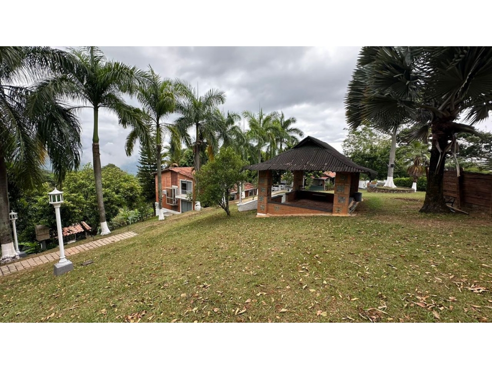 Se vende espectacular finca en san Jerónimo a 10 min del Exito — foto 3
