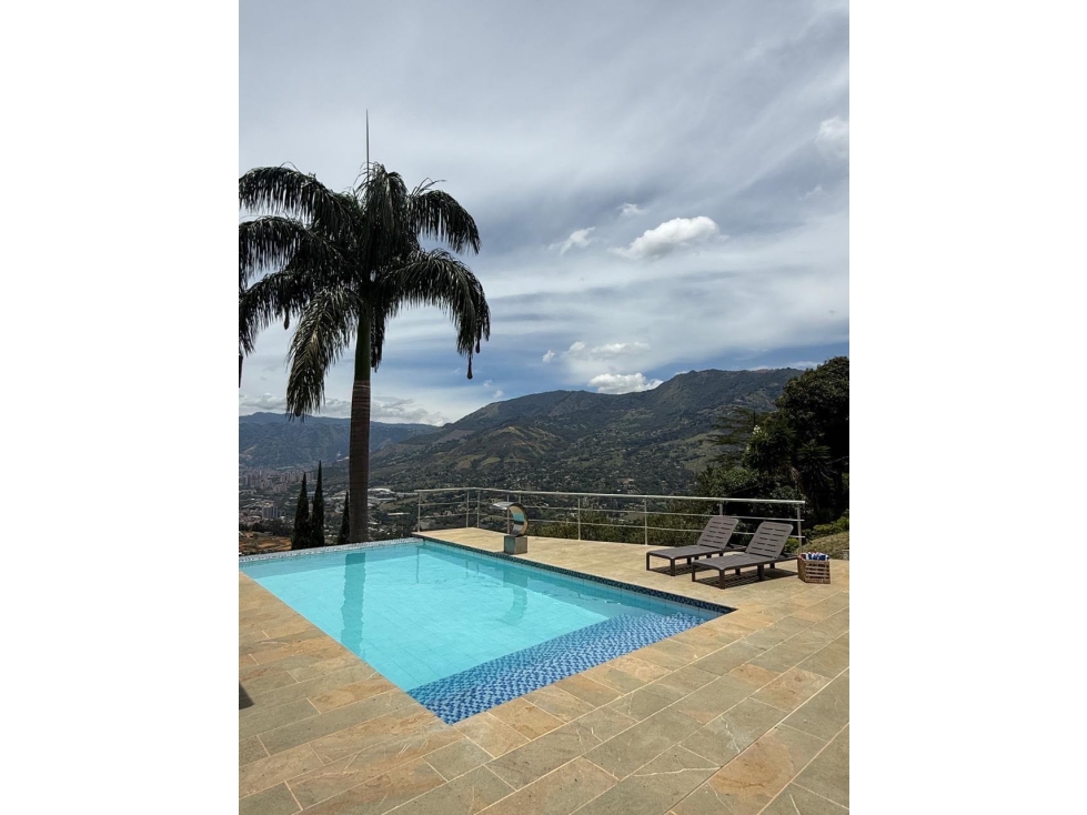 SE VENDE ESPECTACULAR FINCA EN COPACABANA A POCOS MINUTOS DEL PARQUE — foto 2