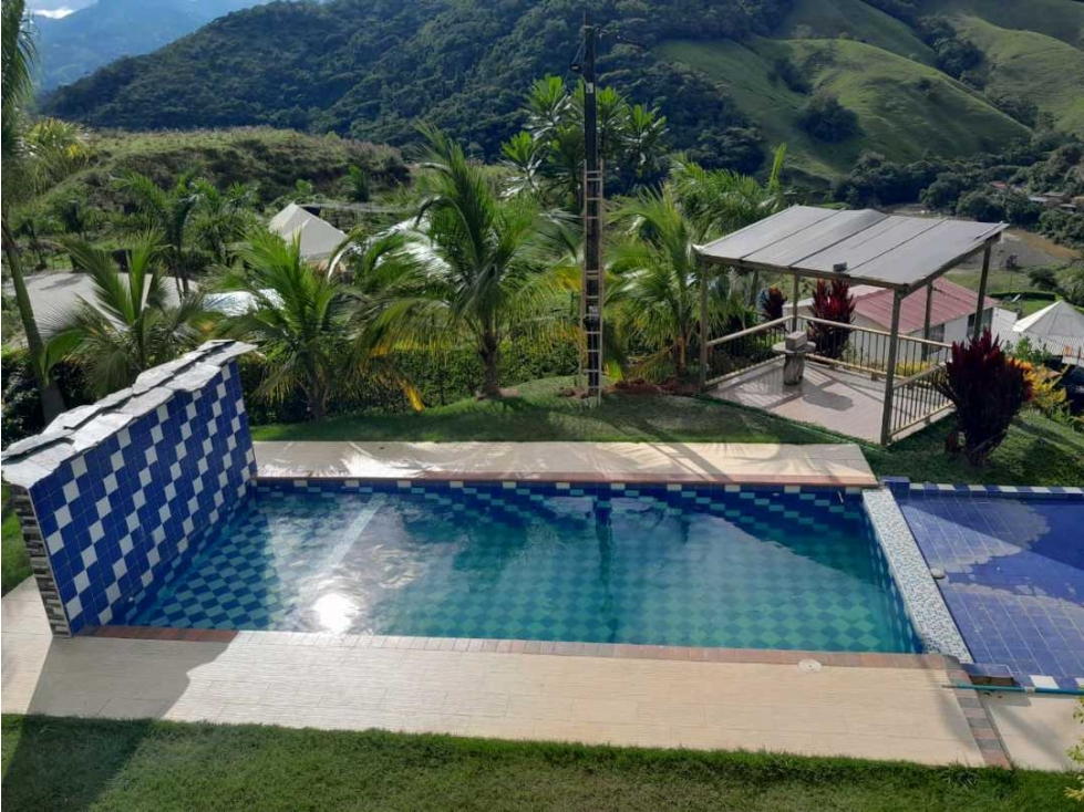 SE VENDE ESPECTACULAR FINCA VIA HATILLO VIA A YOLOMBO — foto 2