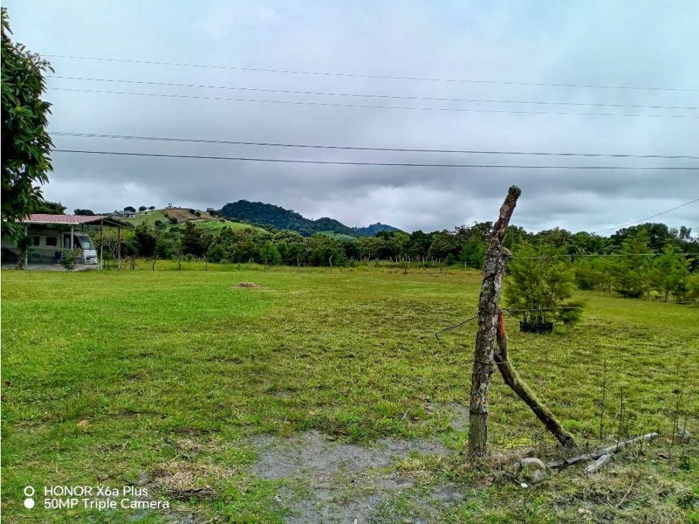 Se vende espectacular terreno con hermosas vistas en Volcan!