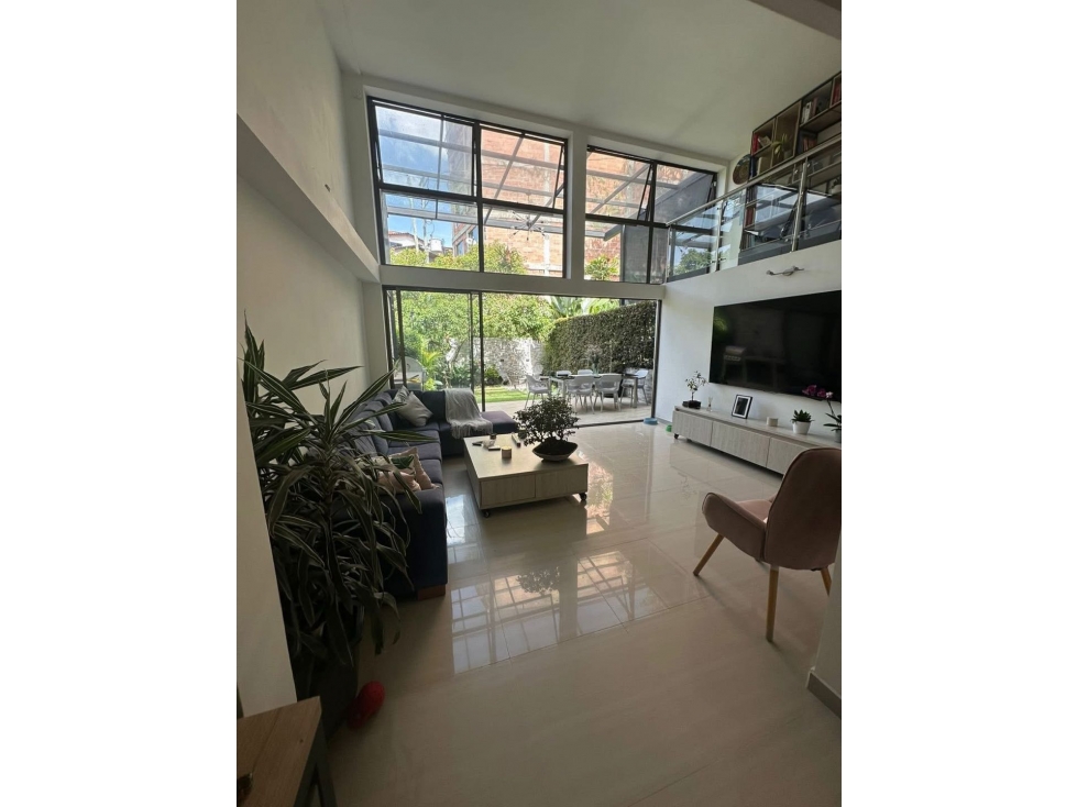 SE VENDE ESPECTÁCULAR CASA SECTOR LAS ANTILLAS — foto 2