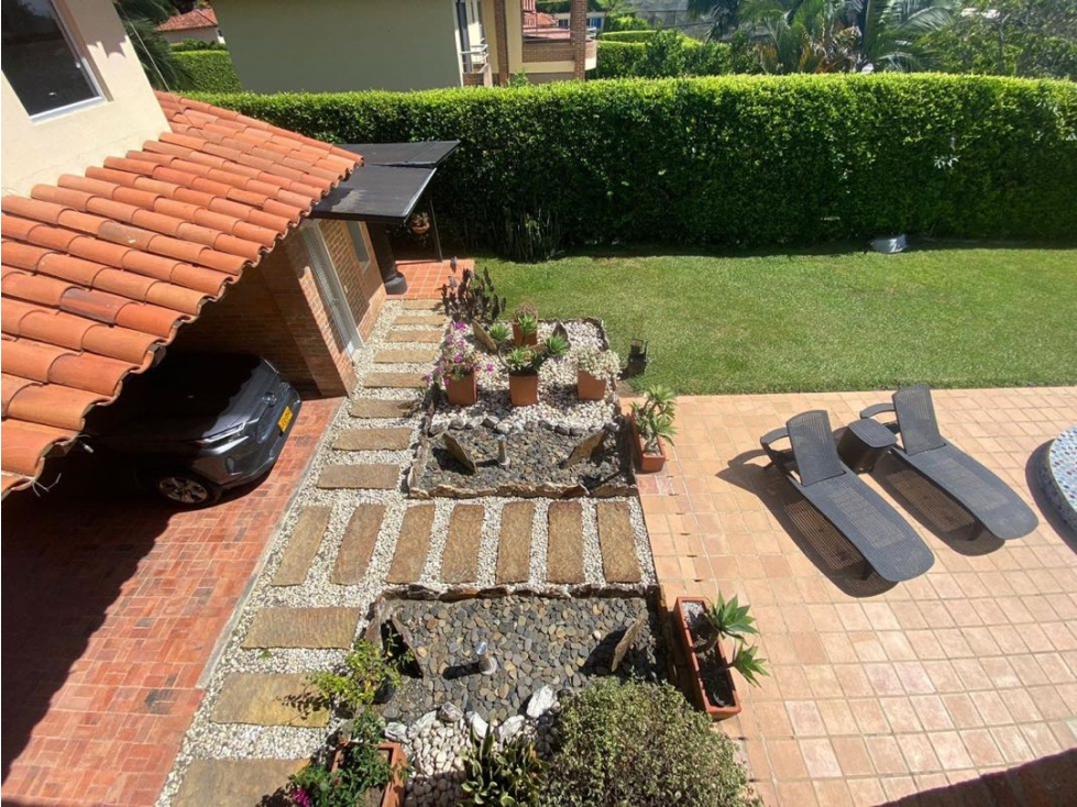 Está hermosa casa con lindos acabados y hermosa zona social te espera — foto 6
