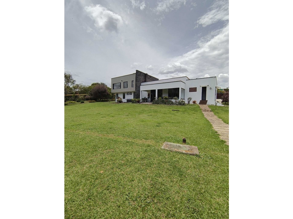 SE VENDE EXCELENTE CASA CAMPESTRE EN LA CEJA,ANT CERCA A EL PUEBLO — foto 3