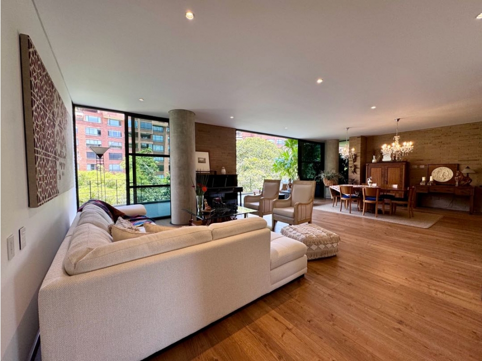 Se vende exclusivo apartamento en el poblado sector Viscaya de 250m2 — foto 2