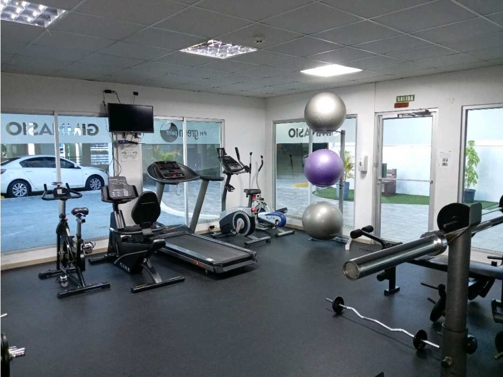 SE VENDE EXCLUSIVO APARTAMENTO PH CON SALIDA DIRECTO AL PARQUE OMAR — foto 5