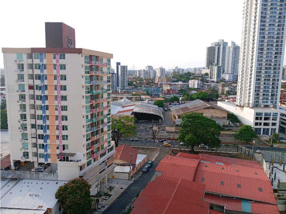 SE VENDE EXCLUSIVO APARTAMENTO PH CON SALIDA DIRECTO AL PARQUE OMAR — foto 6