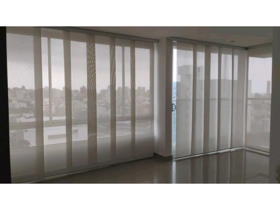 SE VENDE EXCLUSIVO APARTAMENTO EN CIUDAD JARDIN BARRANQUILLA — foto 2