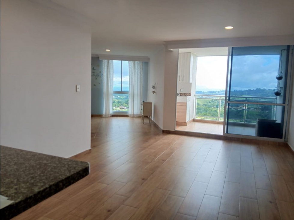 SE VENDE EXPECTACULAR APARTAMENTO REMODELADO NORTE DE ARMENIA — foto 2