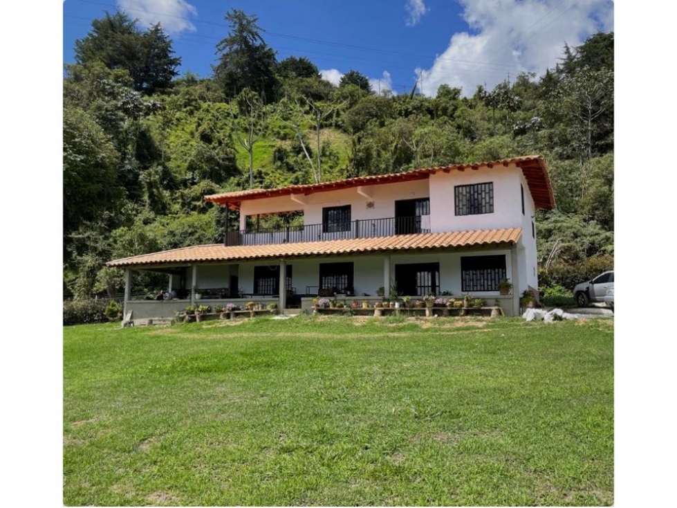 SE VENDE FINCA A 5 MINUTOS DE LA CEJA EN UNIDAD CERRADA — foto 3