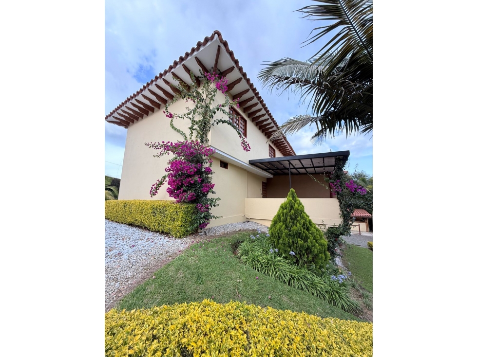 Se vende finca a puerta cerrada cerca a Guatapé y El Peñol - 3