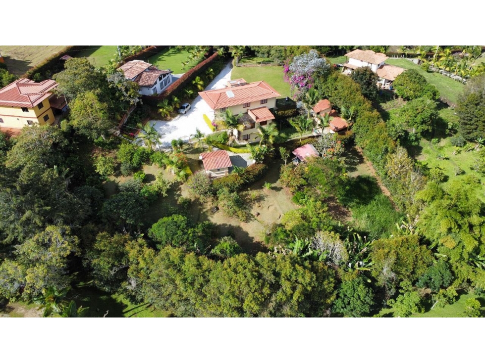 SE VENDE FINCA AMOBLADA EN MARINILLA VIA EL PEÑOL CERCA ALTO DEL [S&S] — foto 2