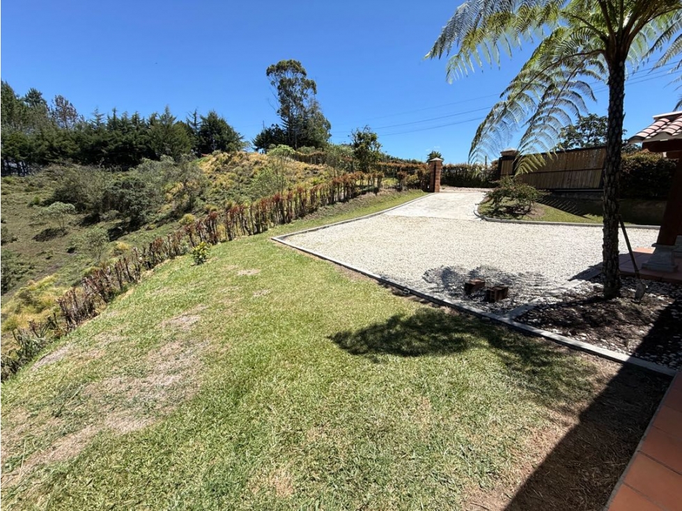 Se vende finca campestre con hermosa vista en El Carmen de Viboral — foto 4
