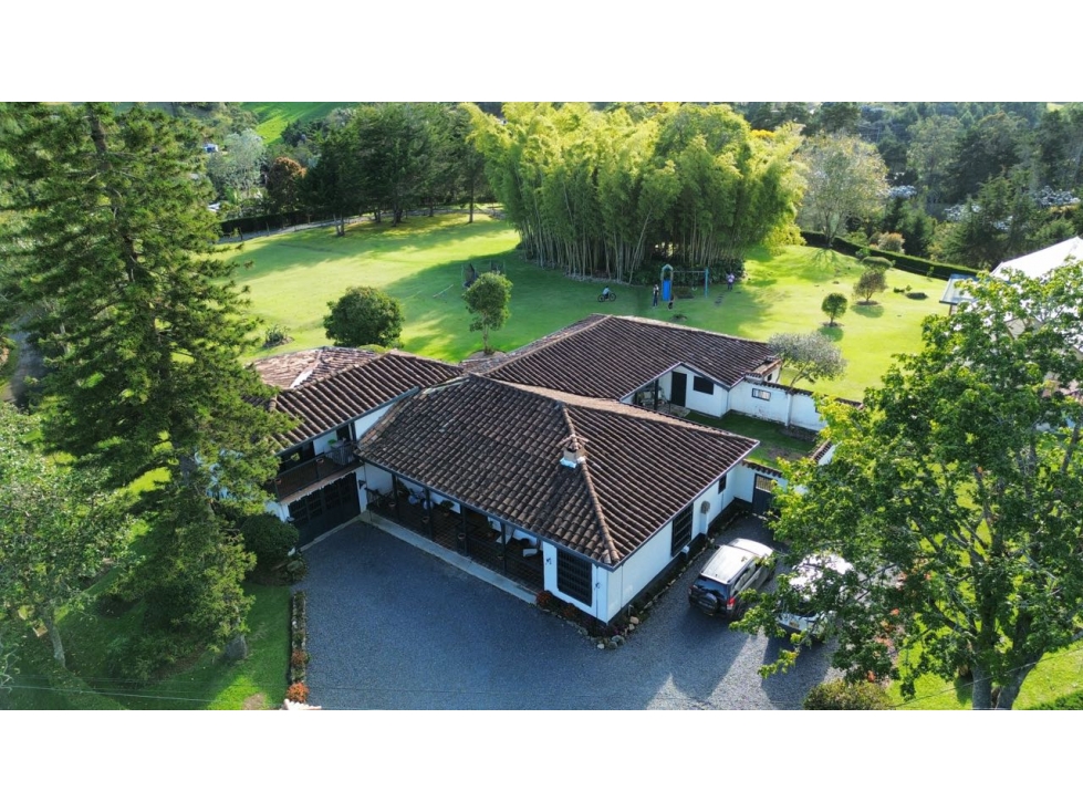 SE VENDE FINCA COLONIAL EN EL RETIRO EXCELENTE ESTADO DE CONSERVACIÓN — foto 3